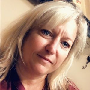 Meet your Posher, Jerri ann